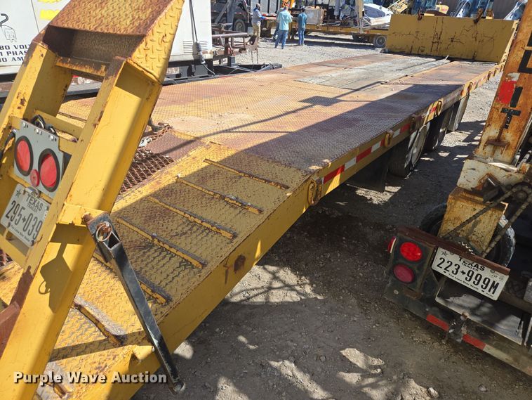 image for item DV1336 2003 Interstate Trailers equipment trailer