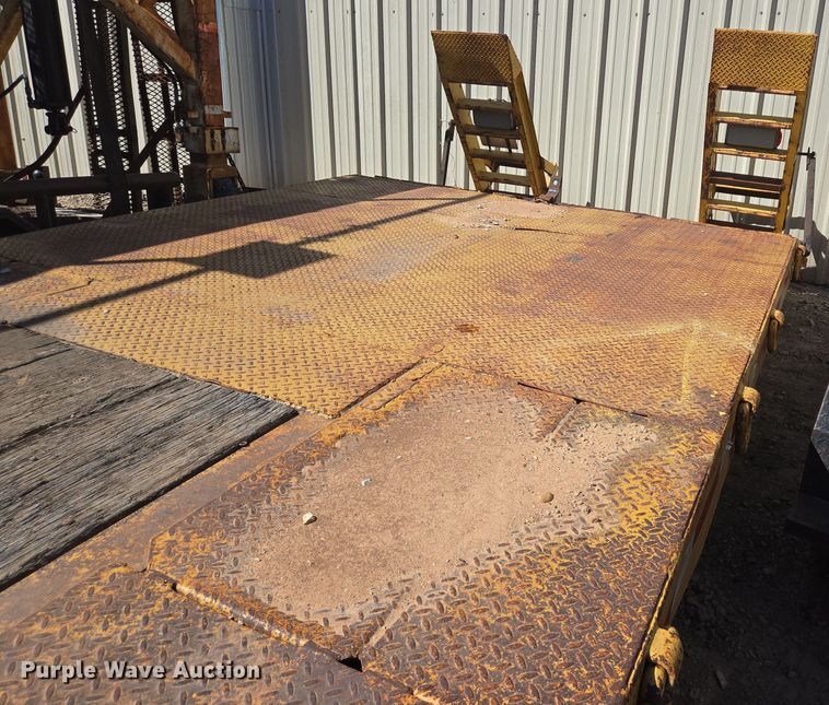 image for item DV1336 2003 Interstate Trailers equipment trailer