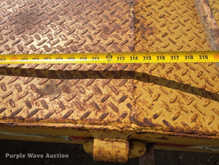 image for item DV1336 2003 Interstate Trailers equipment trailer