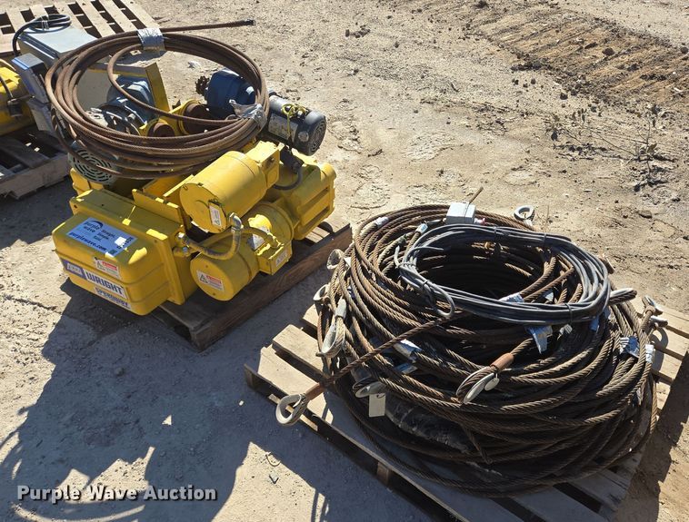 image for item DV1338 Acco Wright Speedway hoist