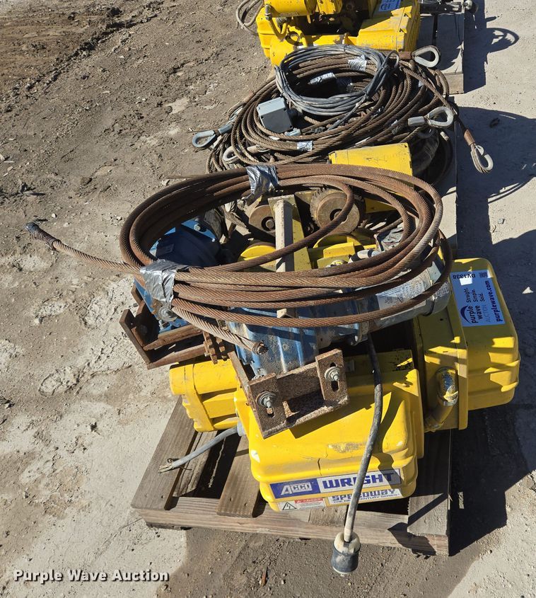 image for item DV1338 Acco Wright Speedway hoist