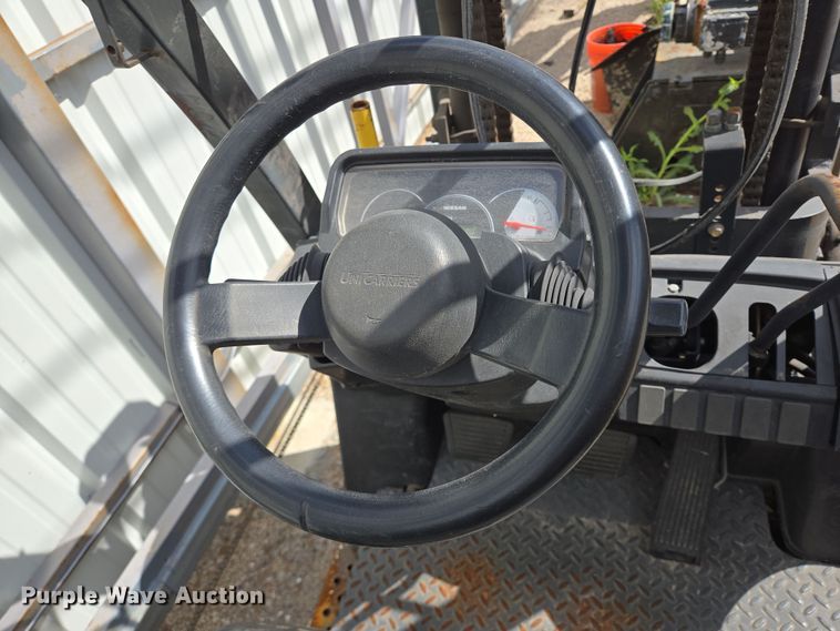 image for item DV1341 Nissan forklift