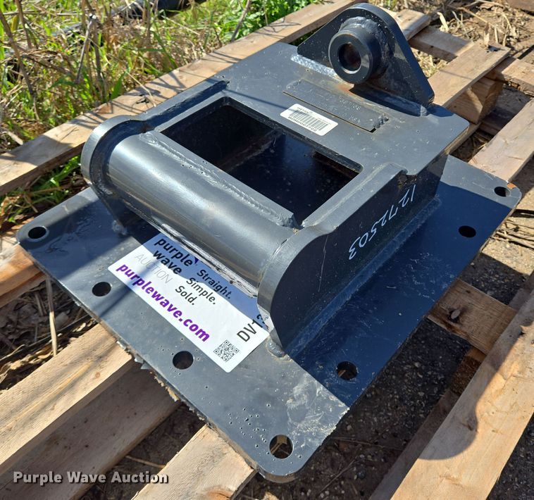 image for item DV1350 Bobcat tag style interface cap