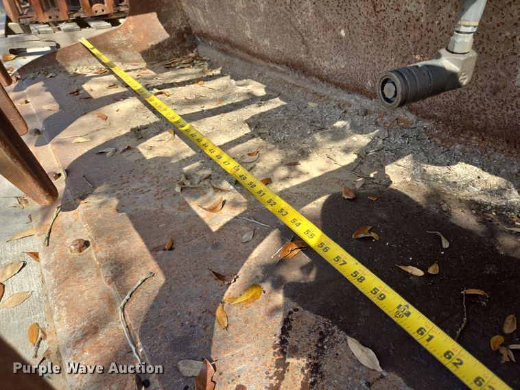 image for item DV1353 Bobcat 66