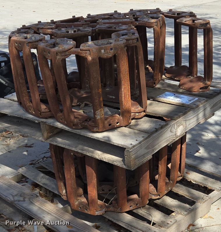 image for item DV1354 Bobcat 15