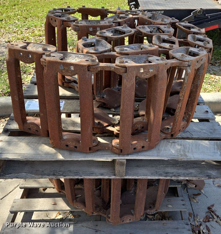 image for item DV1354 Bobcat 15