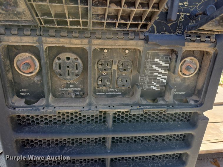 image for item DV1358 Miller Bobcat 250 welder/generator