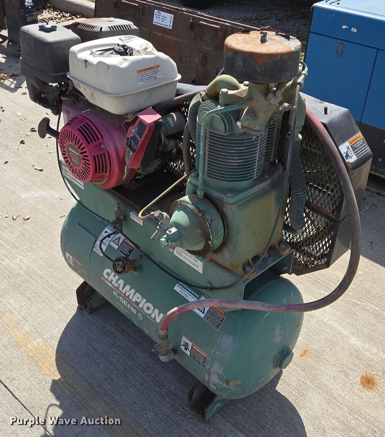 image for item DV1359 Champion HGR7-3H air compressor