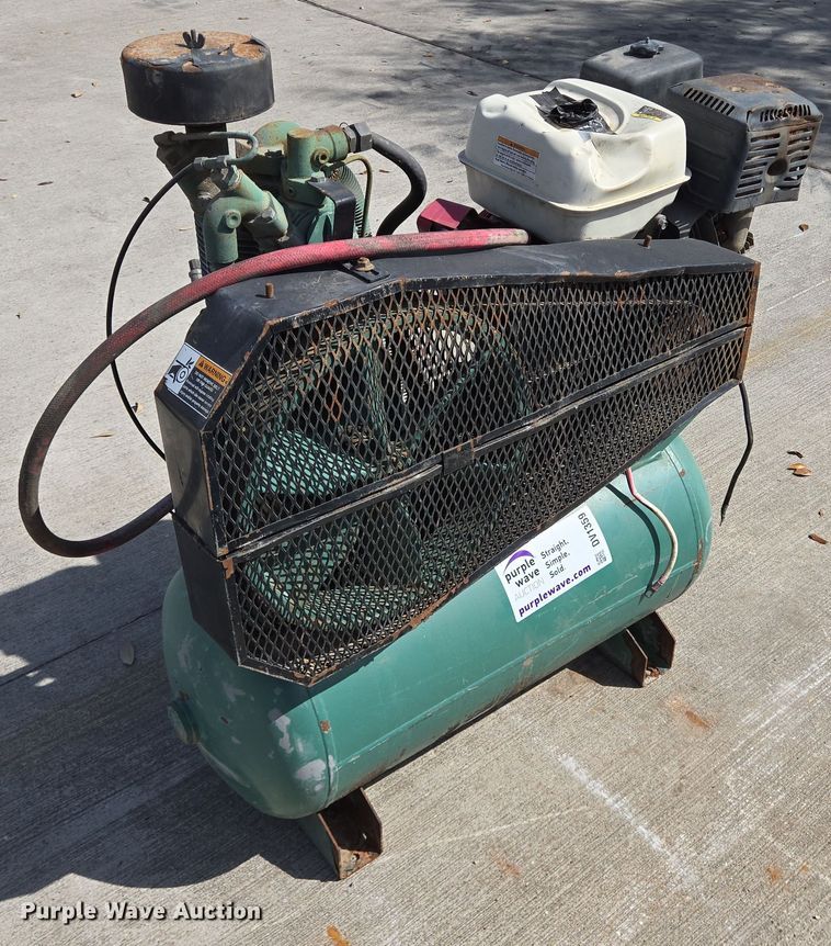 image for item DV1359 Champion HGR7-3H air compressor