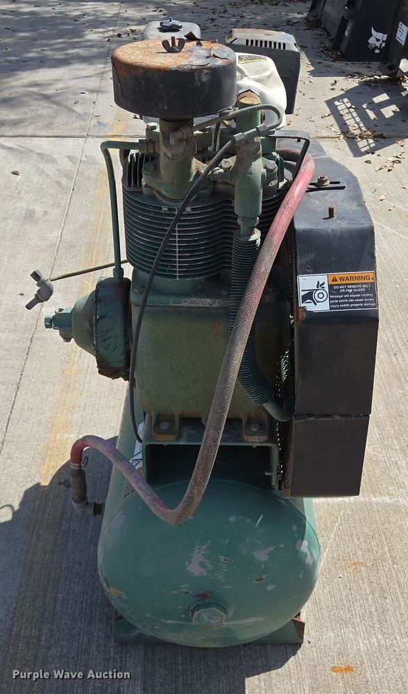 image for item DV1359 Champion HGR7-3H air compressor