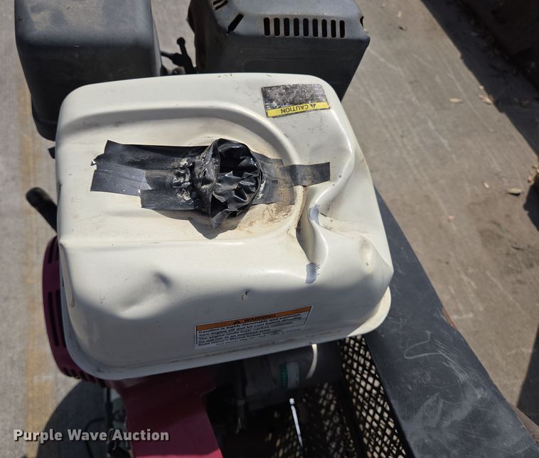 image for item DV1359 Champion HGR7-3H air compressor