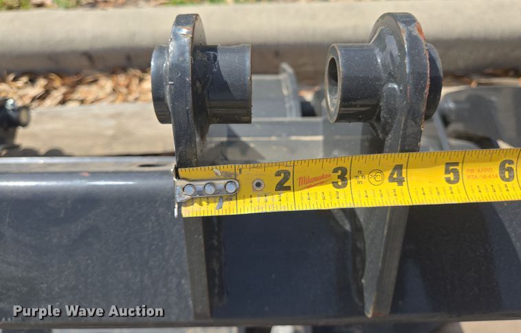 image for item DV1360 Bobcat 32