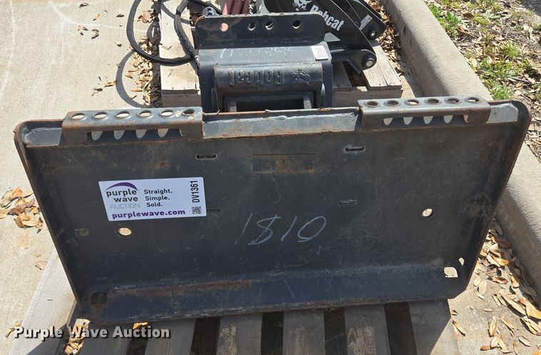 image for item DV1361 Bobcat skid steer mounting frame 
