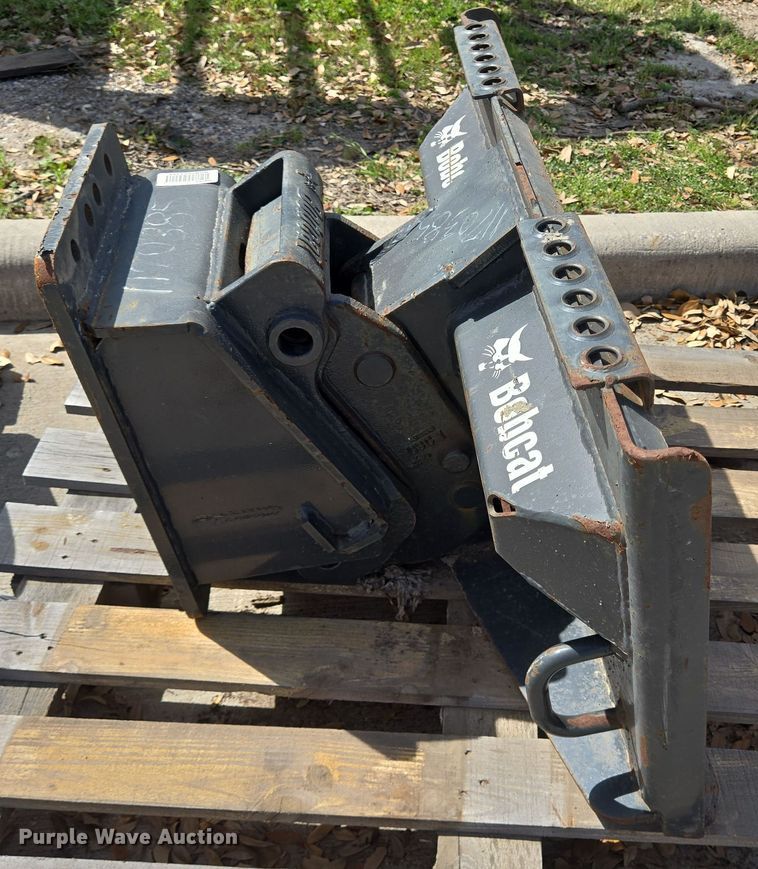 image for item DV1361 Bobcat skid steer mounting frame 