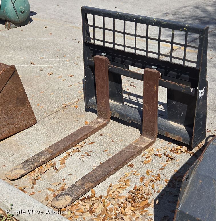 image for item DV1363 Bobcat skid steer forks