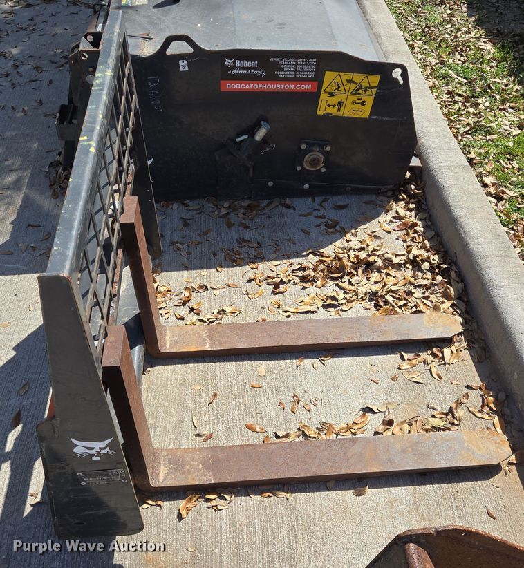 image for item DV1363 Bobcat skid steer forks