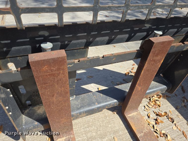 image for item DV1363 Bobcat skid steer forks