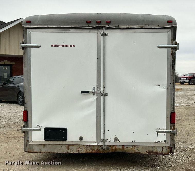 image for item DV1752 2005 Wells Cargo Express Wagon enclosed cargo trailer