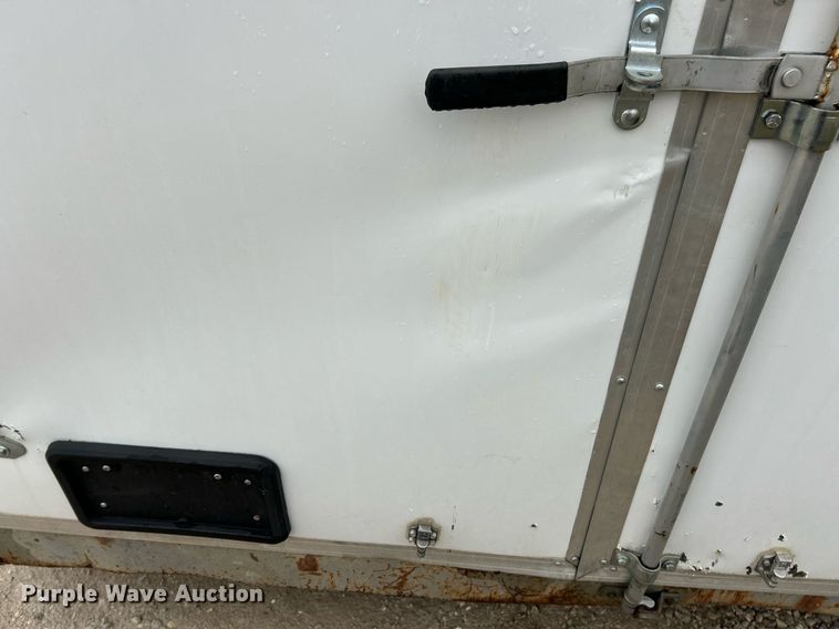 image for item DV1752 2005 Wells Cargo Express Wagon enclosed cargo trailer