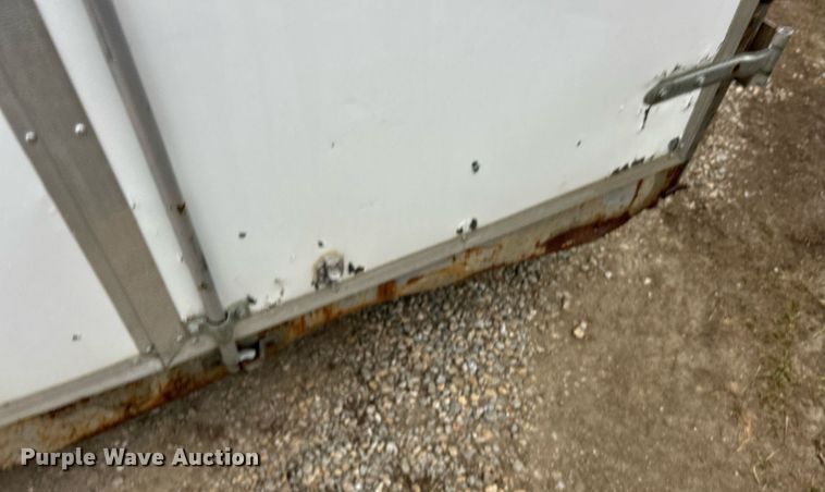 image for item DV1752 2005 Wells Cargo Express Wagon enclosed cargo trailer