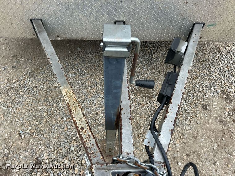 image for item DV1752 2005 Wells Cargo Express Wagon enclosed cargo trailer