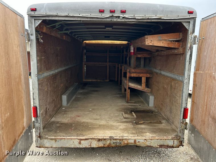 image for item DV1752 2005 Wells Cargo Express Wagon enclosed cargo trailer