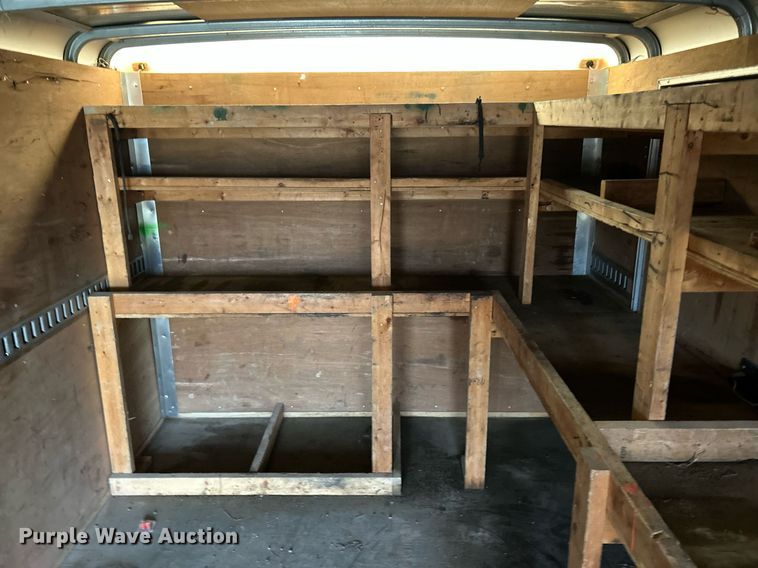 image for item DV1752 2005 Wells Cargo Express Wagon enclosed cargo trailer