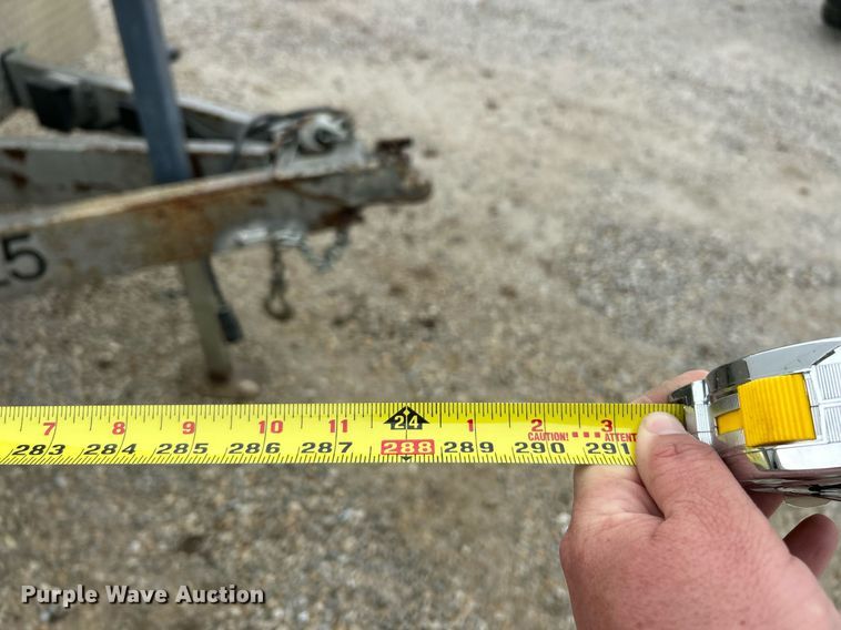 image for item DV1752 2005 Wells Cargo Express Wagon enclosed cargo trailer