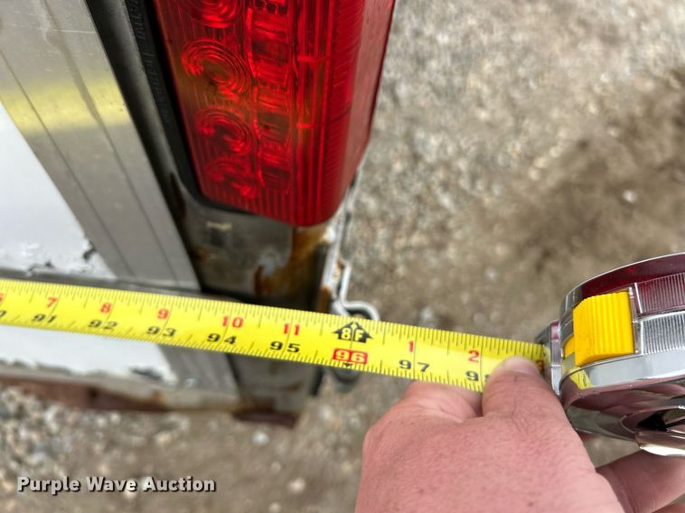 image for item DV1752 2005 Wells Cargo Express Wagon enclosed cargo trailer