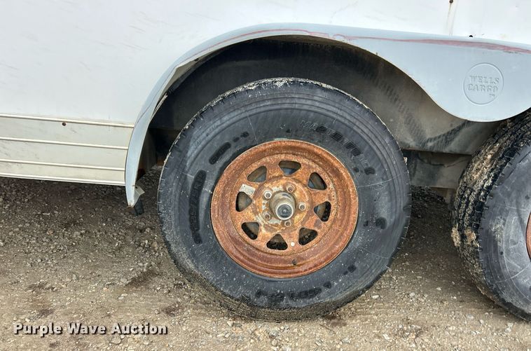 image for item DV1752 2005 Wells Cargo Express Wagon enclosed cargo trailer