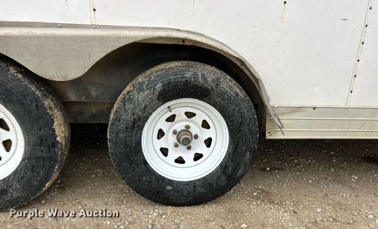 image for item DV1752 2005 Wells Cargo Express Wagon enclosed cargo trailer