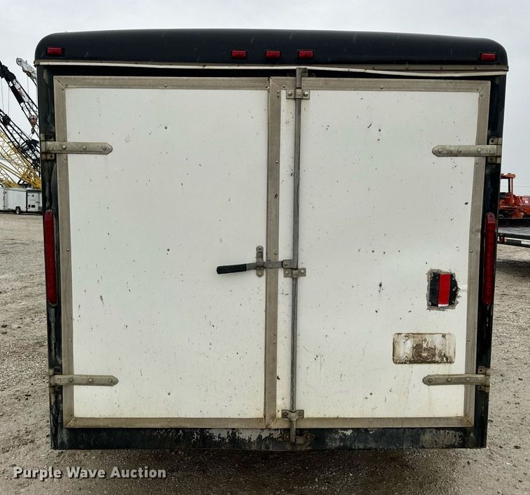 image for item DV1811 1998 Wells Cargo enclosed cargo trailer