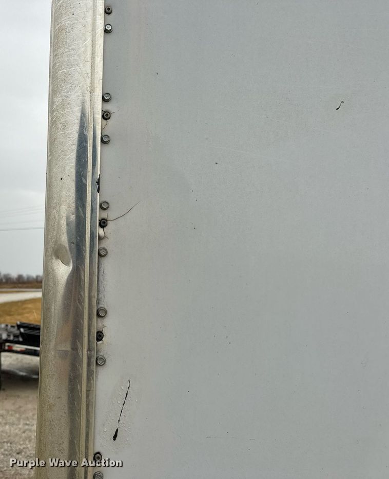 image for item DV1811 1998 Wells Cargo enclosed cargo trailer