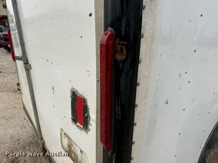 image for item DV1811 1998 Wells Cargo enclosed cargo trailer