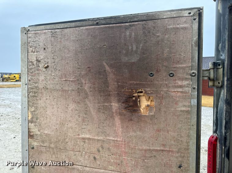 image for item DV1811 1998 Wells Cargo enclosed cargo trailer