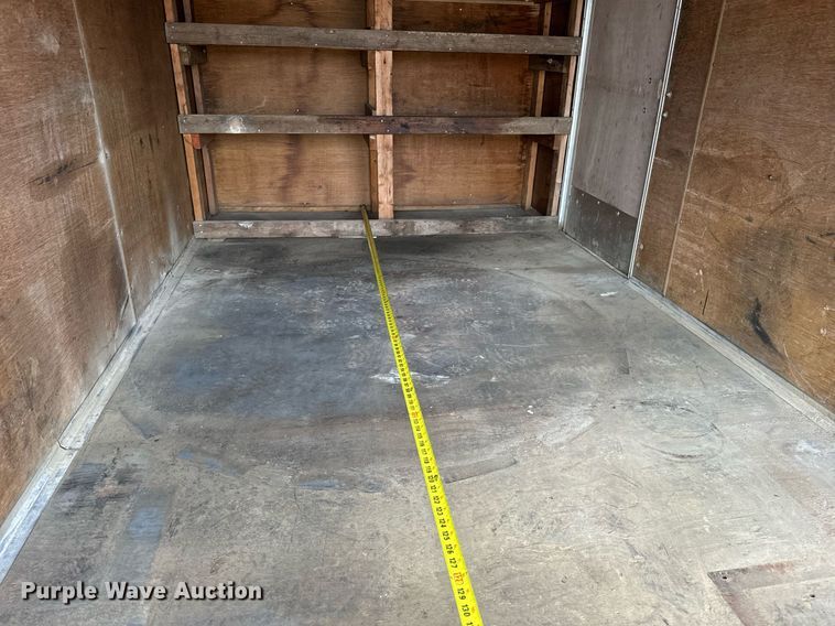 image for item DV1811 1998 Wells Cargo enclosed cargo trailer