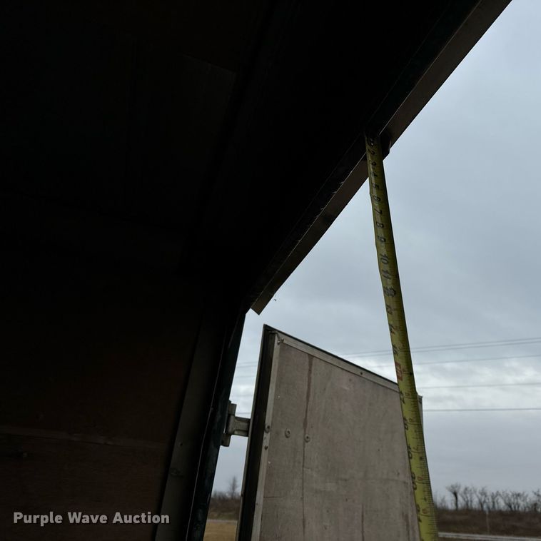 image for item DV1811 1998 Wells Cargo enclosed cargo trailer