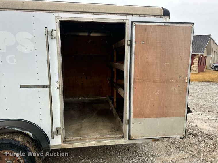 image for item DV1811 1998 Wells Cargo enclosed cargo trailer