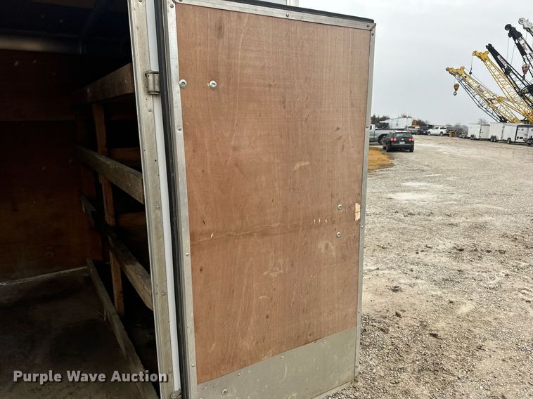 image for item DV1811 1998 Wells Cargo enclosed cargo trailer