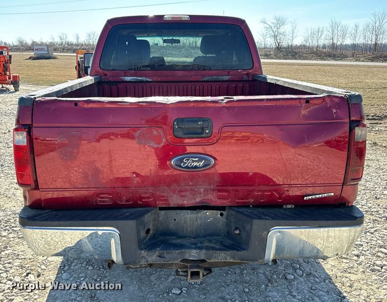 image for item DV1819 2016 Ford F250 Super Duty SuperCab pickup truck