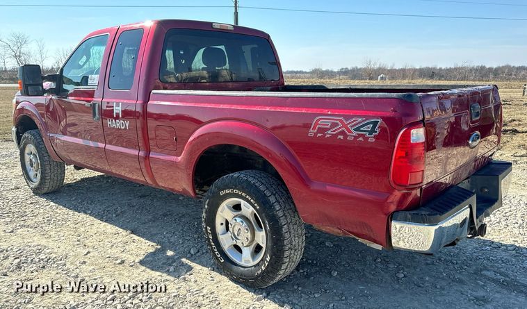 image for item DV1819 2016 Ford F250 Super Duty SuperCab pickup truck