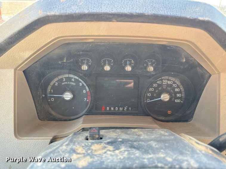 image for item DV1819 2016 Ford F250 Super Duty SuperCab pickup truck