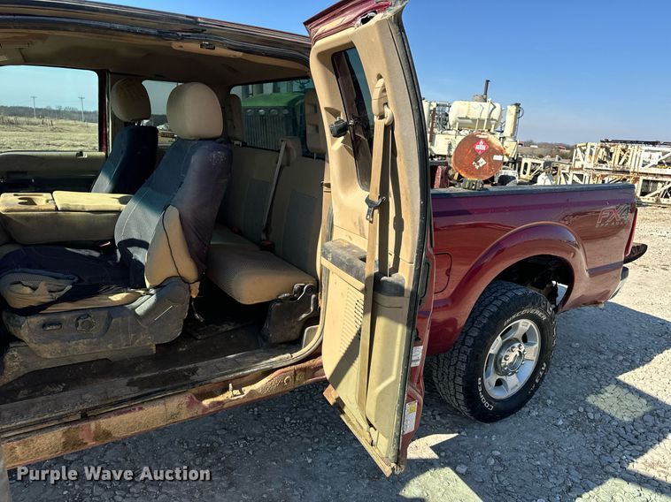 image for item DV1819 2016 Ford F250 Super Duty SuperCab pickup truck