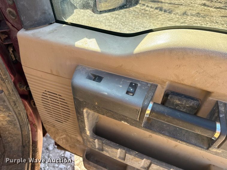 image for item DV1819 2016 Ford F250 Super Duty SuperCab pickup truck