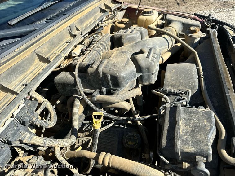 image for item DV1819 2016 Ford F250 Super Duty SuperCab pickup truck