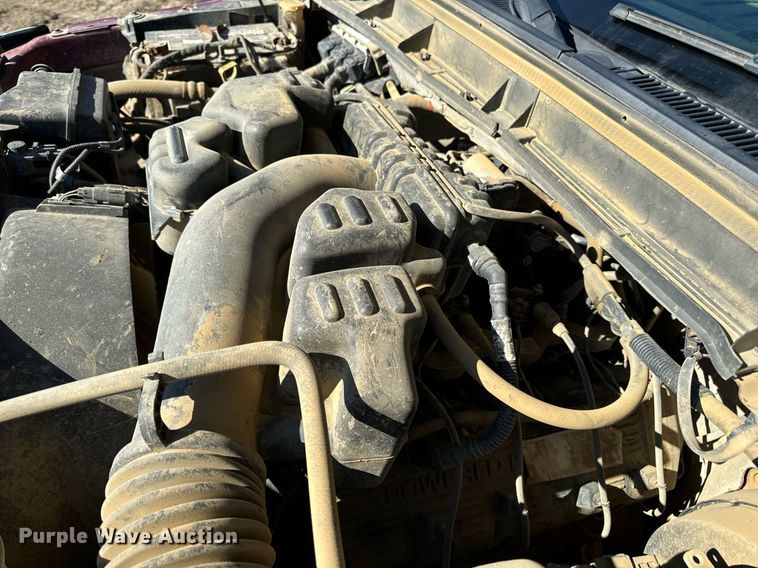 image for item DV1819 2016 Ford F250 Super Duty SuperCab pickup truck