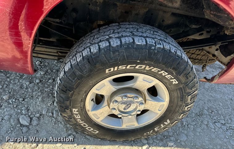 image for item DV1819 2016 Ford F250 Super Duty SuperCab pickup truck