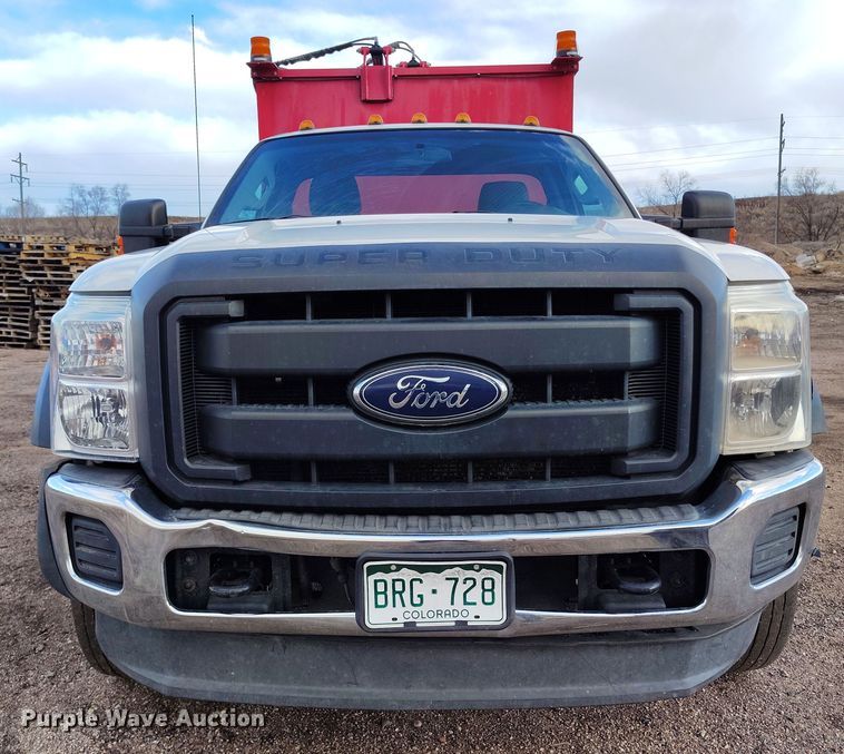 image for item DV6692 2015 Ford F450 Super Duty refuse truck