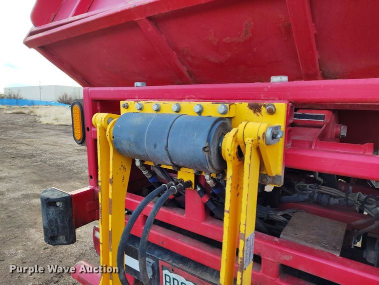 image for item DV6692 2015 Ford F450 Super Duty refuse truck