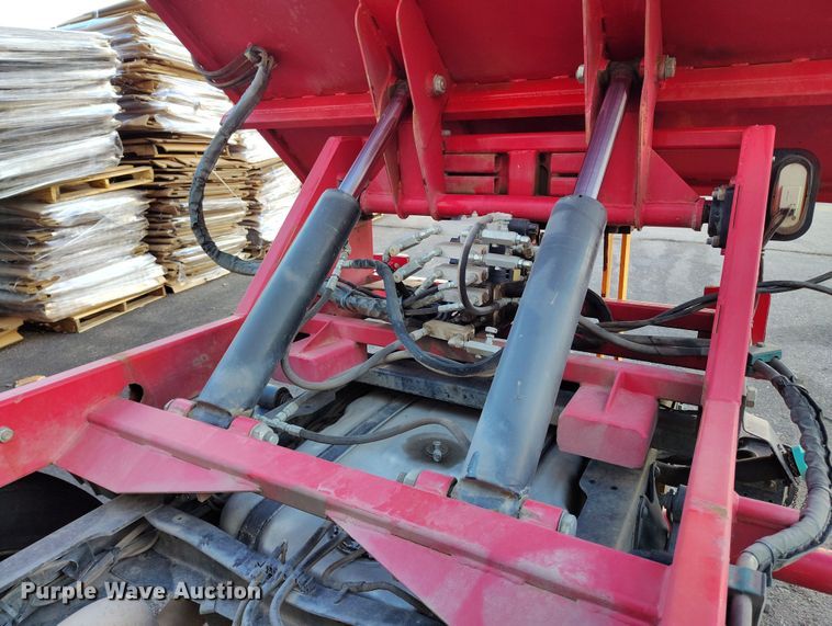 image for item DV6692 2015 Ford F450 Super Duty refuse truck